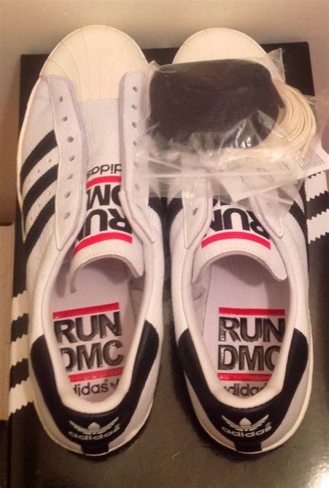 run dmc shoes without laces.